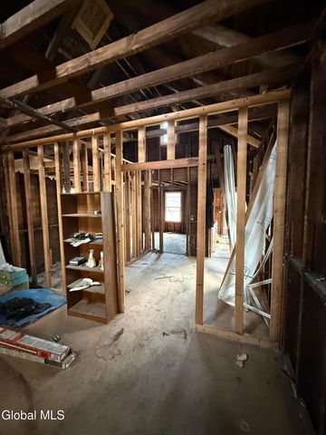 267 Broadway, Menands, NY 12204