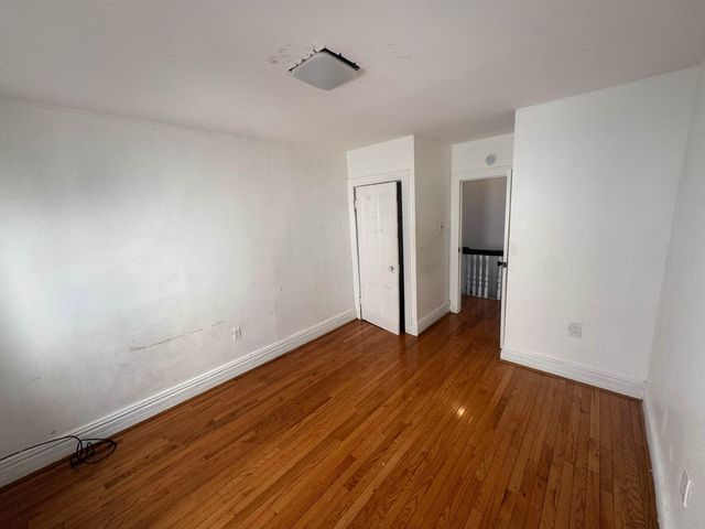 68 DANFORTH AVE, Jc, Greenville, NJ 07304