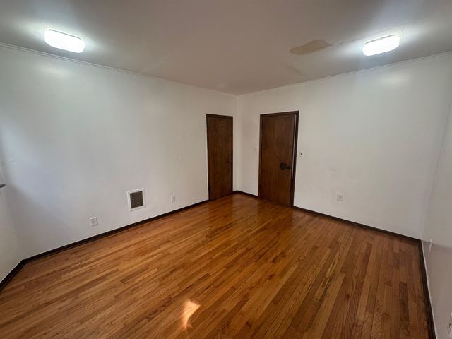 68 DANFORTH AVE, Jc, Greenville, NJ 07304