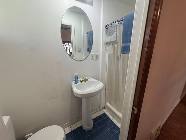 68 DANFORTH AVE, Jc, Greenville, NJ 07304