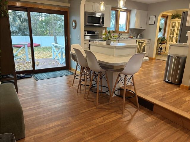 548 W 4th Street, New Richmond, WI 54017