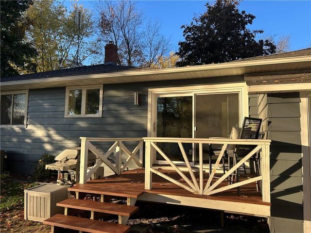 548 W 4th Street, New Richmond, WI 54017