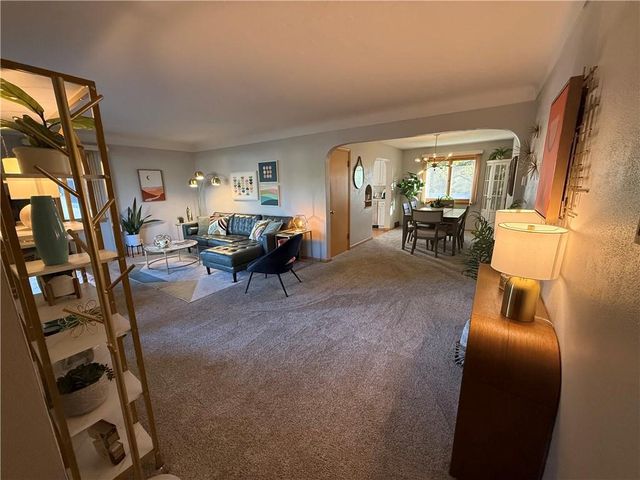 548 W 4th Street, New Richmond, WI 54017