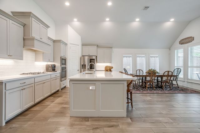 5705 Pope Creek Road, Fort Worth, TX 76126