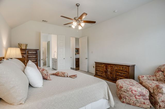 5705 Pope Creek Road, Fort Worth, TX 76126
