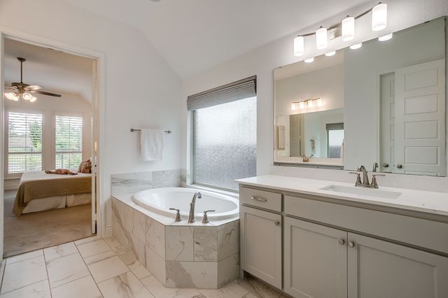 5705 Pope Creek Road, Fort Worth, TX 76126