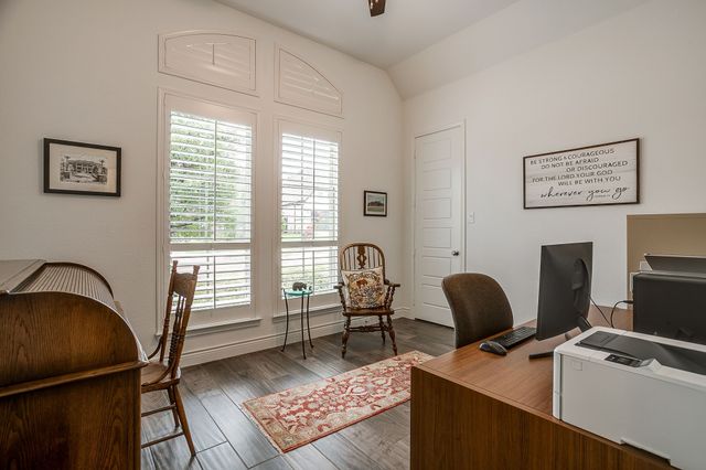 5705 Pope Creek Road, Fort Worth, TX 76126