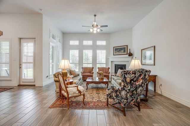 5705 Pope Creek Road, Fort Worth, TX 76126