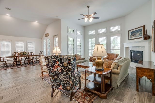 5705 Pope Creek Road, Fort Worth, TX 76126
