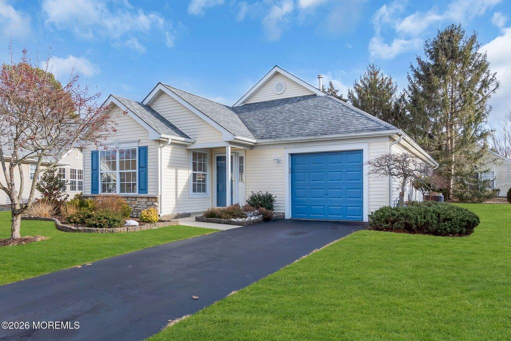 3229 Flagstone Court, Toms River, NJ 08755