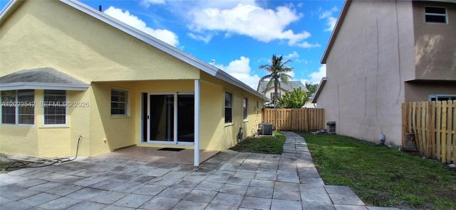 3277 NW 123rd Ave 1, Sunrise, FL 33323