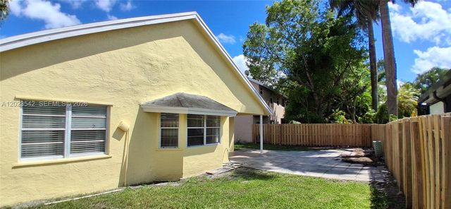 3277 NW 123rd Ave 1, Sunrise, FL 33323
