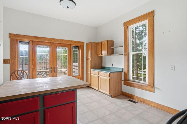 12609 County Road 216, Findlay, OH 45840