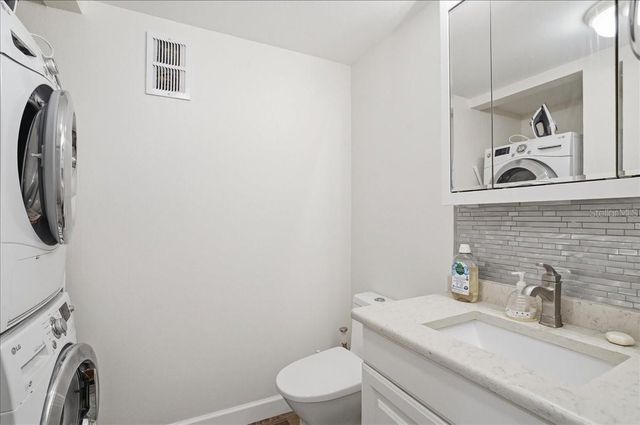 7300 SUN ISLAND DRIVE S 905, South Pasadena, FL 33707