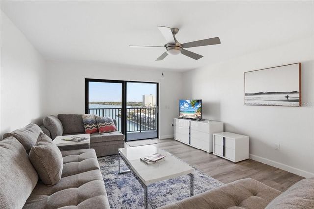 7300 SUN ISLAND DRIVE S 905, South Pasadena, FL 33707