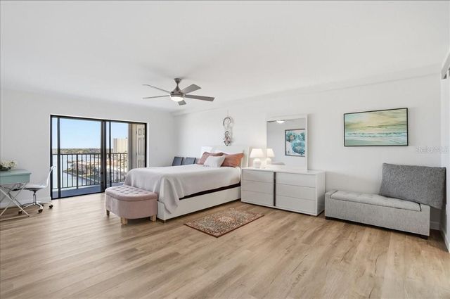 7300 SUN ISLAND DRIVE S 905, South Pasadena, FL 33707