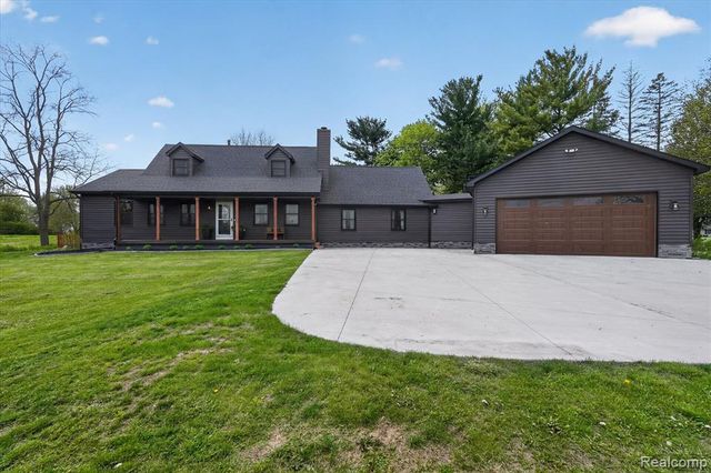 5640 Fowlerville Road, Fowlerville, MI 48836