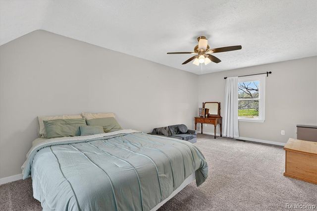 5640 Fowlerville Road, Fowlerville, MI 48836