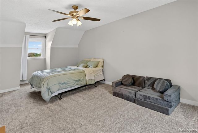 5640 Fowlerville Road, Fowlerville, MI 48836