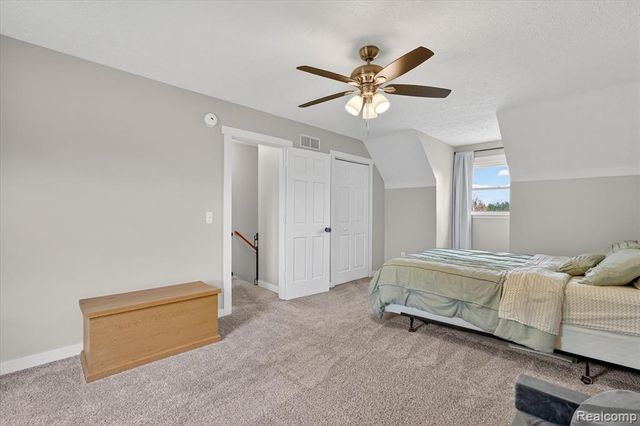 5640 Fowlerville Road, Fowlerville, MI 48836