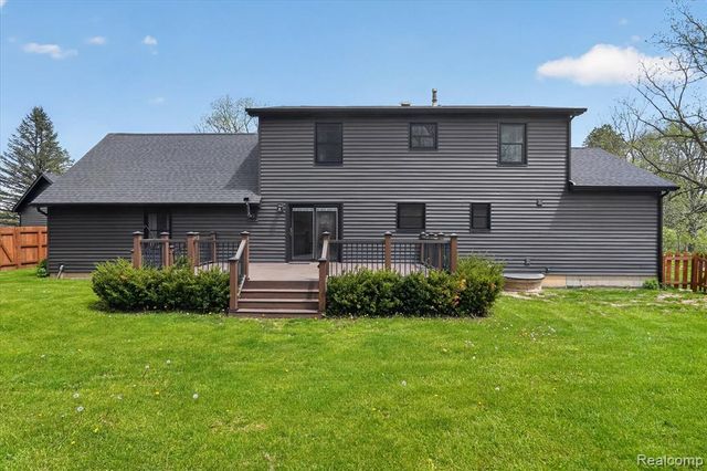 5640 Fowlerville Road, Fowlerville, MI 48836