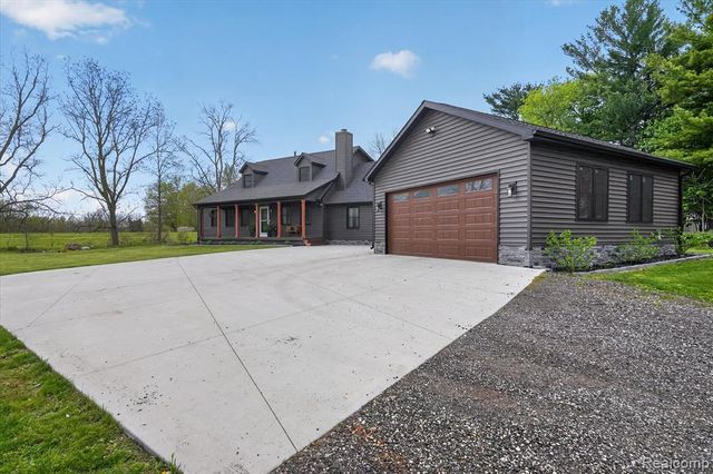 5640 Fowlerville Road, Fowlerville, MI 48836