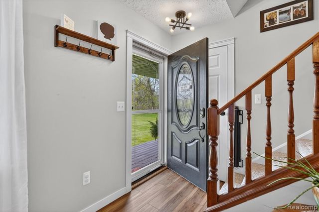 5640 Fowlerville Road, Fowlerville, MI 48836