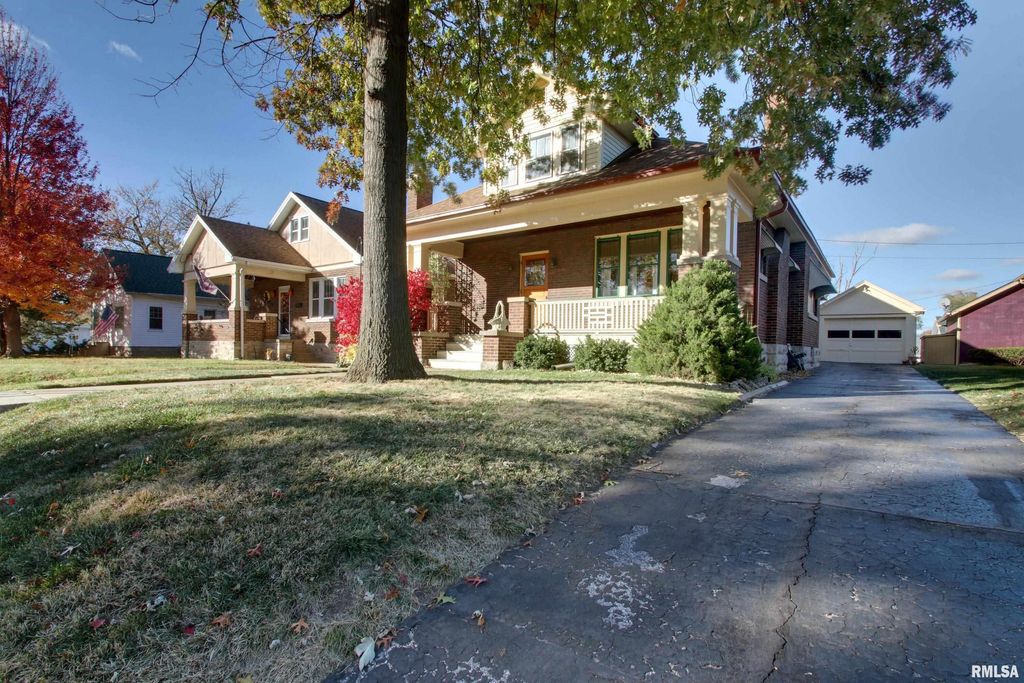 1717 JEFFERSON Street, Quincy, IL 62301