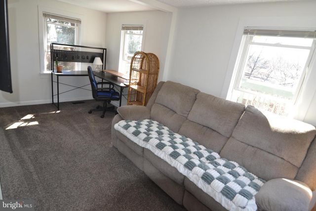 1410 W LOCUST ST, York, PA 17404