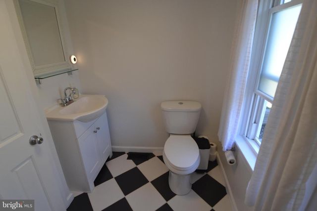 1410 W LOCUST ST, York, PA 17404