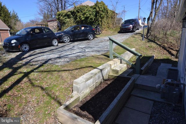 1410 W LOCUST ST, York, PA 17404