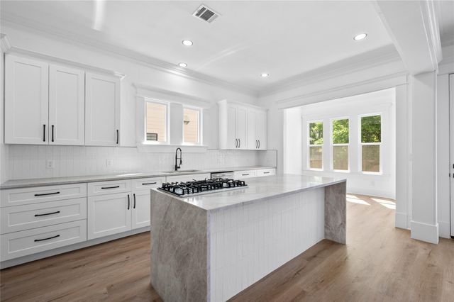 501D Cordell St Street, Houston, TX 77009