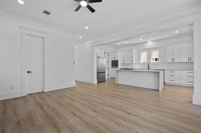 501D Cordell St Street, Houston, TX 77009