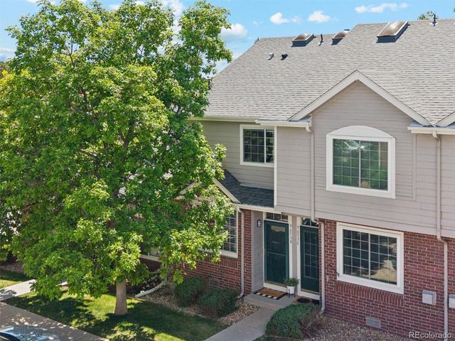 9653 W Chatfield Avenue B, Littleton, CO 80128