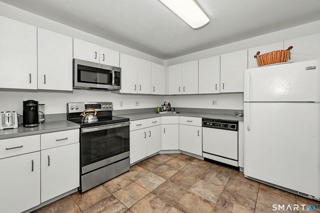 97 Richards Avenue F15, Norwalk, CT 06854