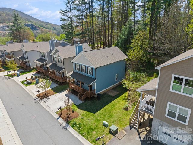 228 Stratford Lane, Boone, NC 28607