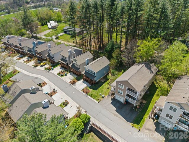 228 Stratford Lane, Boone, NC 28607