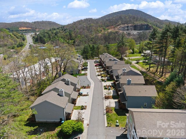 228 Stratford Lane, Boone, NC 28607