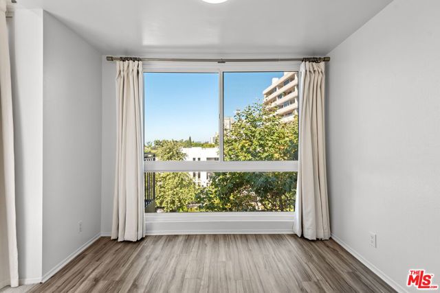 1340 S Beverly Glen Boulevard 313, Los Angeles, CA 90024