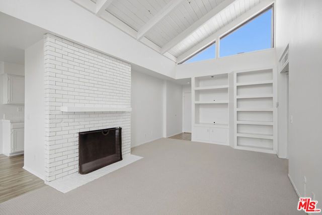1340 S Beverly Glen Boulevard 313, Los Angeles, CA 90024