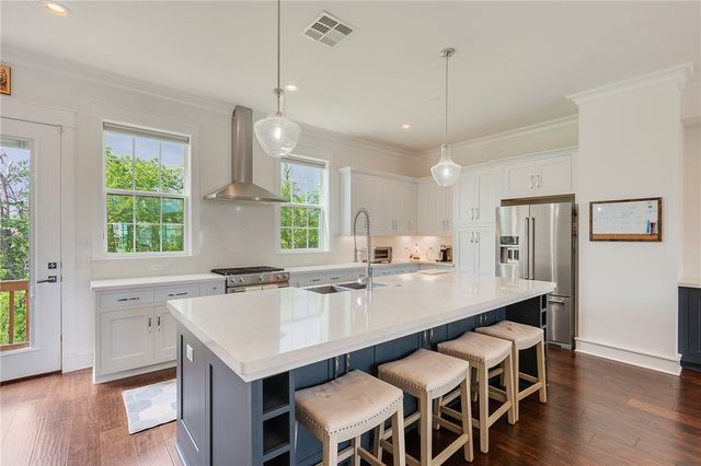 210 Tarrow Street, College Station, TX 77840