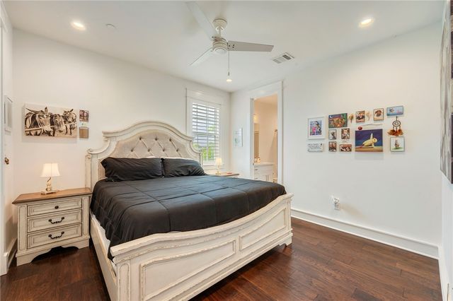 210 Tarrow Street, College Station, TX 77840