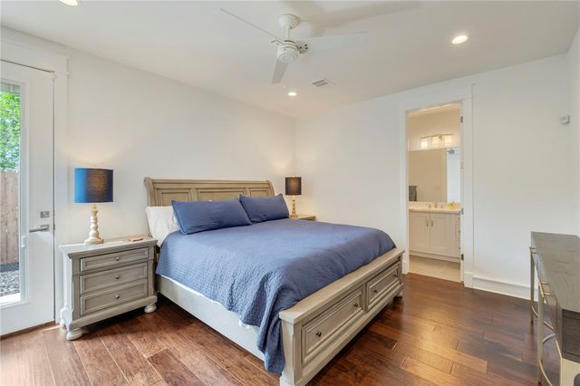 210 Tarrow Street, College Station, TX 77840