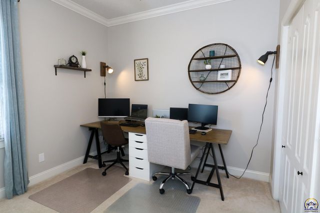 2225 Mt Vernon Ter, Emporia, KS 66801