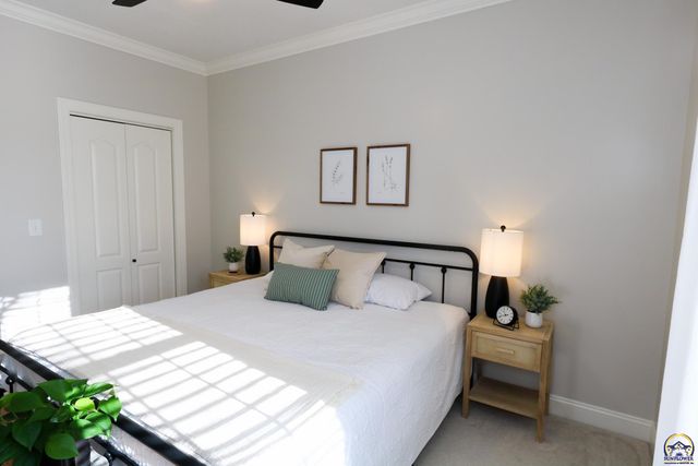 2225 Mt Vernon Ter, Emporia, KS 66801