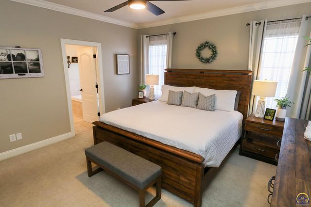 2225 Mt Vernon Ter, Emporia, KS 66801