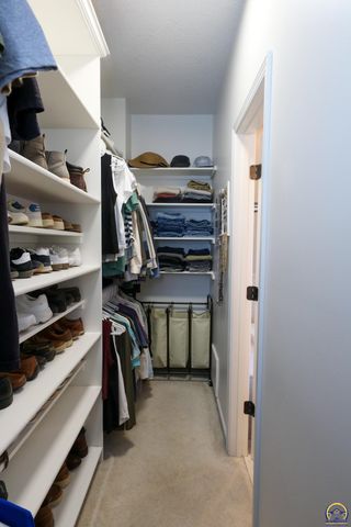 2225 Mt Vernon Ter, Emporia, KS 66801