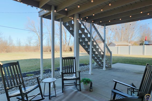 2225 Mt Vernon Ter, Emporia, KS 66801