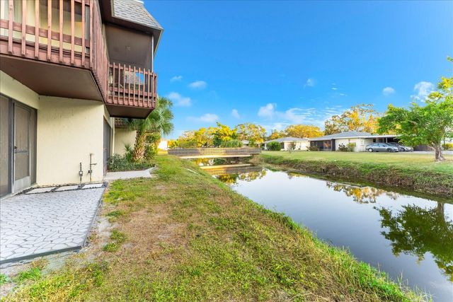 3348 RAMBLEWOOD PLACE, Sarasota, FL 34237