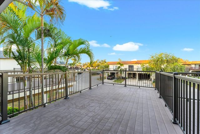 3348 RAMBLEWOOD PLACE, Sarasota, FL 34237